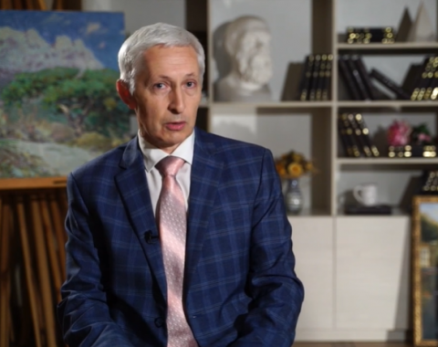 Лекция преподавателя академии на телеканале «Толк»