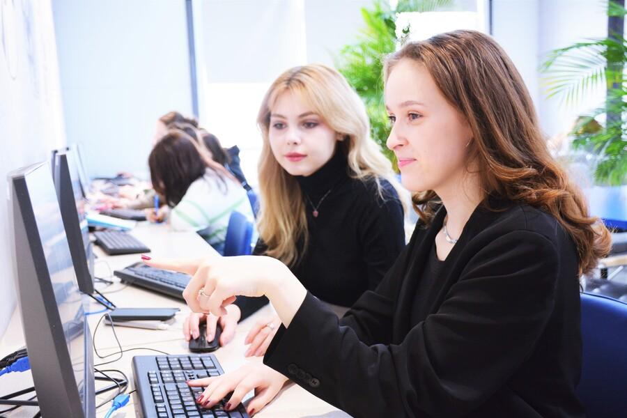 В России продолжается комплексная цифровизация