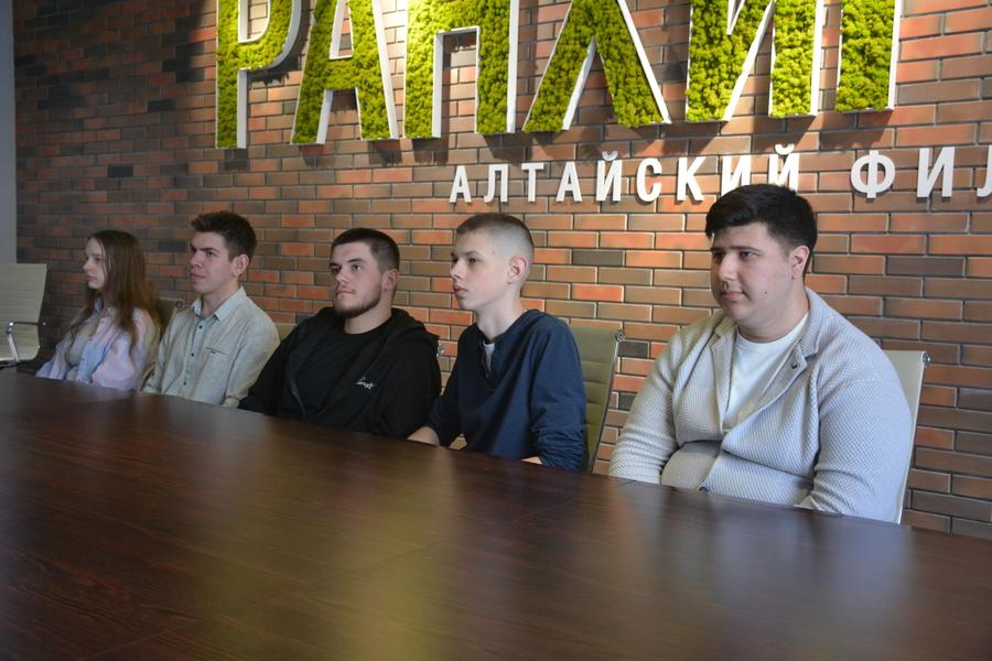 Встреча студентов с представителем МВД: актуальные вопросы безопасности